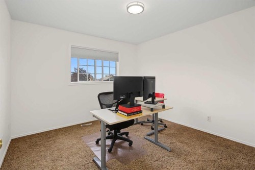 21 Edgebrook Park Nw, Calgary, AB 