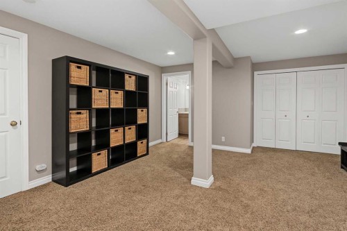 21 Edgebrook Park Nw, Calgary, AB 