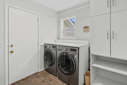 21 Edgebrook Park Nw, Calgary, AB 