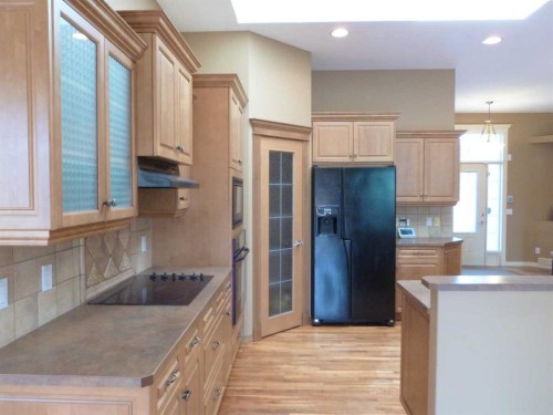 157 Valley Creek Place Nw, Calgary, AB - Indoor Photo Showing Kitchen