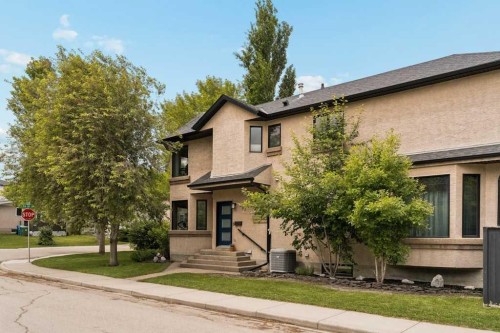 202 26 Avenue Nw, Calgary, AB - Outdoor