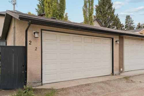 202 26 Avenue Nw, Calgary, AB - Outdoor With Exterior