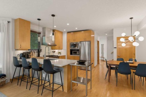 202 26 Avenue Nw, Calgary, AB - Indoor