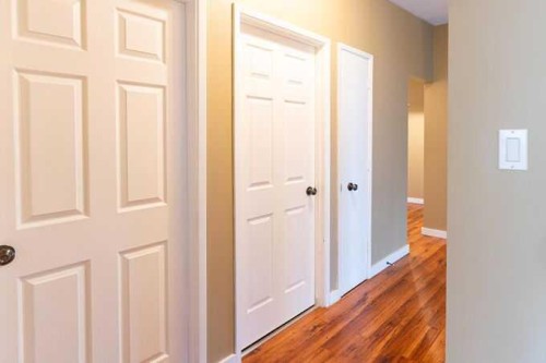 801 Canfield Way Sw, Calgary, AB - Indoor Photo Showing Other Room