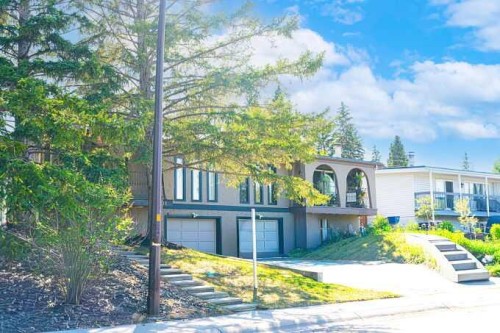 801 Canfield Way Sw, Calgary, AB - Outdoor
