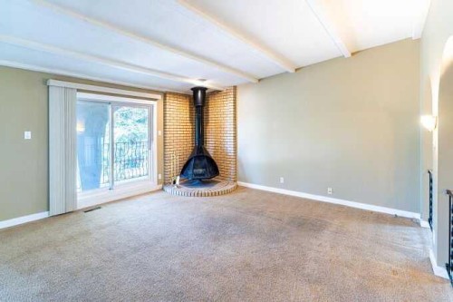 801 Canfield Way Sw, Calgary, AB - Indoor Photo Showing Other Room