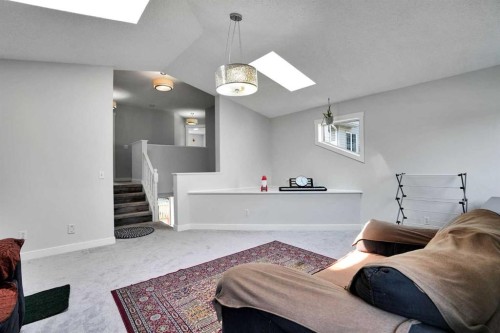 101 Douglas Ridge Circle Se, Calgary, AB - Indoor