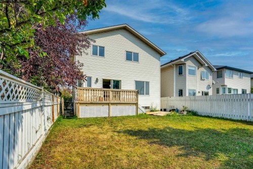 101 Douglas Ridge Circle Se, Calgary, AB - Outdoor