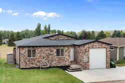 436 Sunset Drive  Rural Vulcan County, AB T0L 0G0