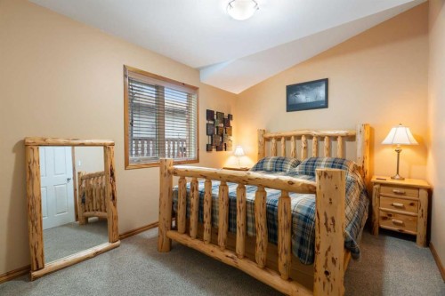 436 Sunset Drive, Rural Vulcan County, AB - Indoor Photo Showing Bedroom