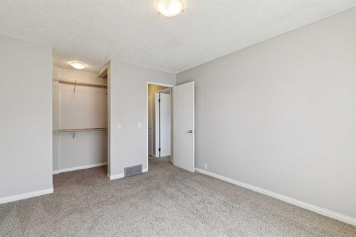 3624 Cedarille Drive Sw, Calgary, AB - Indoor Photo Showing Other Room