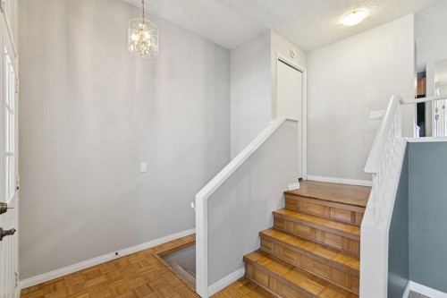 3624 Cedarille Drive Sw, Calgary, AB - Indoor Photo Showing Other Room