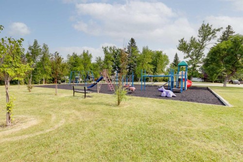 2830 42 Street Sw, Calgary, AB - Outdoor