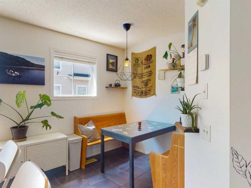 457 Elgin Gardens Se, Calgary, AB - Indoor