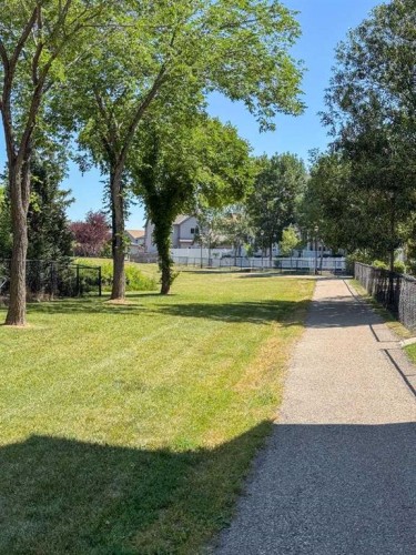 457 Elgin Gardens Se, Calgary, AB - Outdoor With View