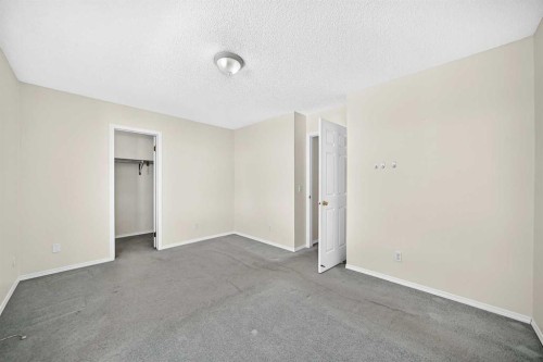 23 San Diego Manor Ne, Calgary, AB - Indoor Photo Showing Other Room