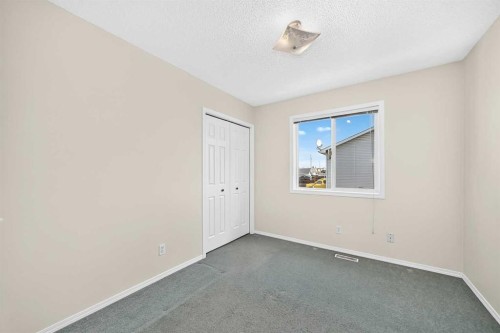 23 San Diego Manor Ne, Calgary, AB - Indoor Photo Showing Other Room