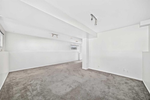 23 San Diego Manor Ne, Calgary, AB - Indoor Photo Showing Other Room