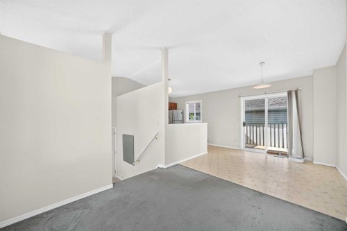 23 San Diego Manor Ne, Calgary, AB - Indoor