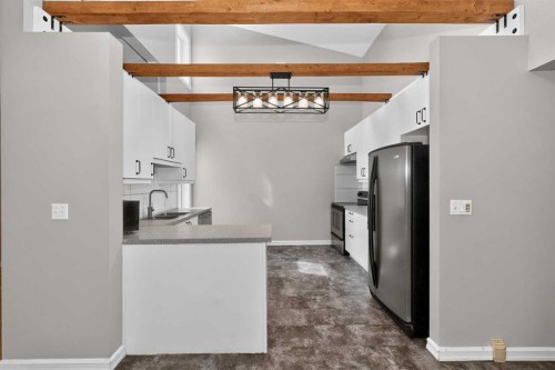 91 Emberdale Way Se, Airdrie, AB - Indoor