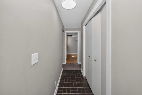 91 Emberdale Way Se, Airdrie, AB - Indoor Photo Showing Other Room