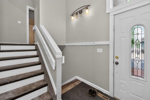 91 Emberdale Way Se, Airdrie, AB - Indoor Photo Showing Other Room