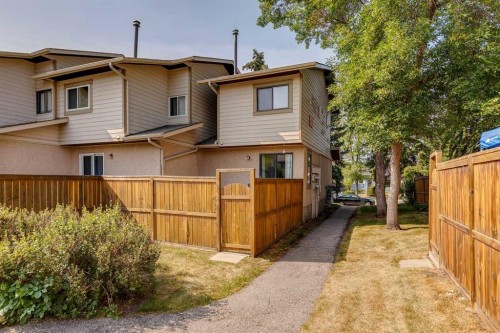 91 Deerfield Drive Se, Calgary, AB - Outdoor