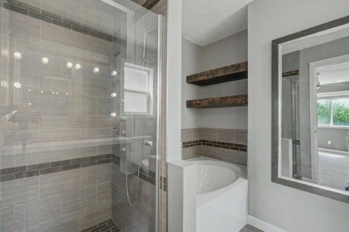 218 Cougarstone Circle Sw, Calgary, AB - Indoor Photo Showing Bathroom
