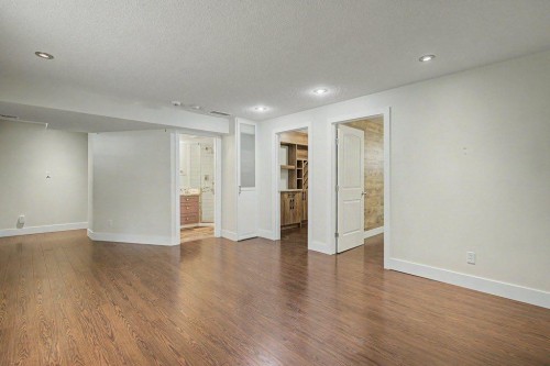 218 Cougarstone Circle Sw, Calgary, AB - Indoor Photo Showing Other Room