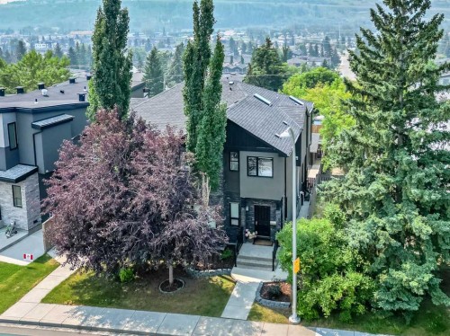 5013 23 Avenue Nw, Calgary, AB - Outdoor