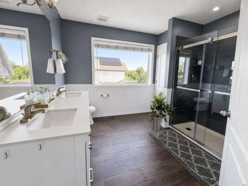 24 Brander Avenue Nw, Langdon, AB - Indoor Photo Showing Bathroom
