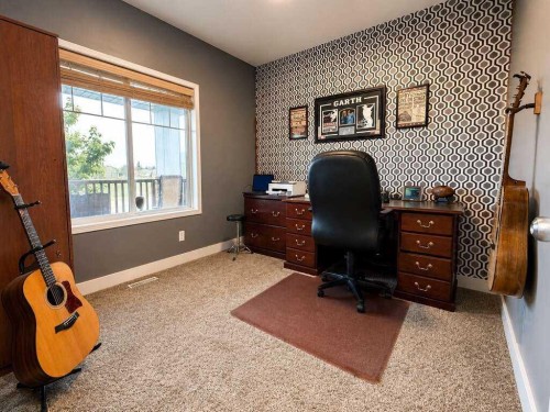 24 Brander Avenue Nw, Langdon, AB - Indoor Photo Showing Office