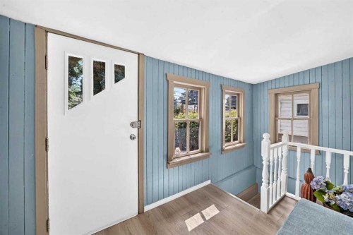 139 11 Avenue Ne, Calgary, AB -  Photo Showing Other Room