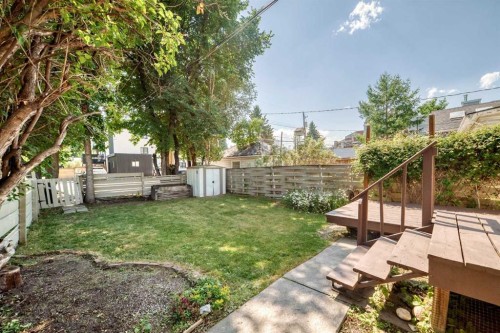 139 11 Avenue Ne, Calgary, AB - Outdoor