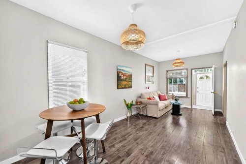 139 11 Avenue Ne, Calgary, AB - Indoor