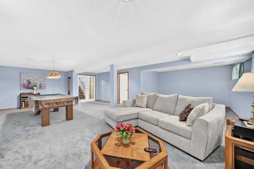 18 Shawbrooke Rise Sw, Calgary, AB - Indoor