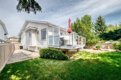 18 Shawbrooke Rise Sw, Calgary, AB - Outdoor With Deck Patio Veranda