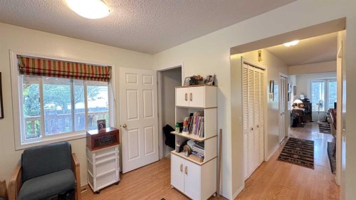 407 1 Avenue Nw, Sundre, AB - Indoor