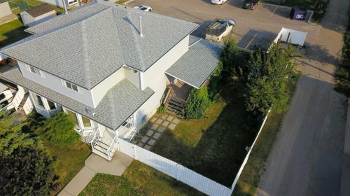 407 1 Avenue Nw, Sundre, AB - Outdoor