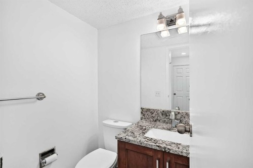 291 Falton Drive Ne, Calgary, AB - Indoor Photo Showing Bathroom