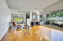 116 Selkirk Drive Sw, Calgary, AB  - Indoor Photo Showing Living Room 