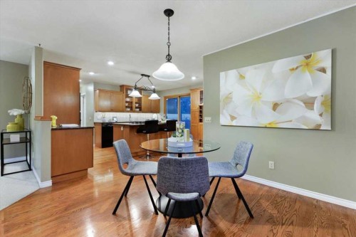 124 Oakmoor Place Sw, Calgary, AB - Indoor Photo Showing Dining Room