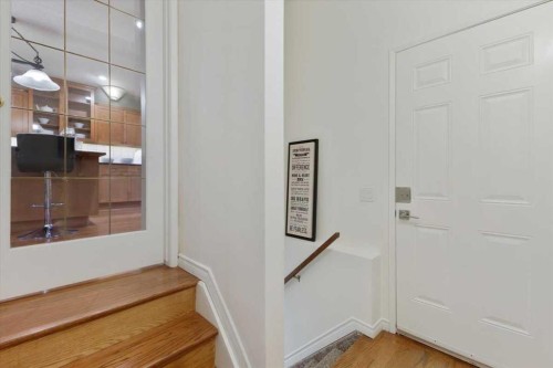 124 Oakmoor Place Sw, Calgary, AB - Indoor Photo Showing Other Room