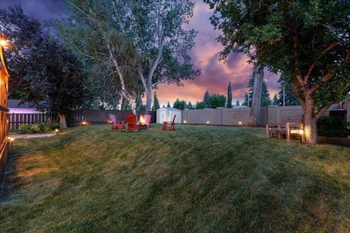 124 Oakmoor Place Sw, Calgary, AB - Outdoor