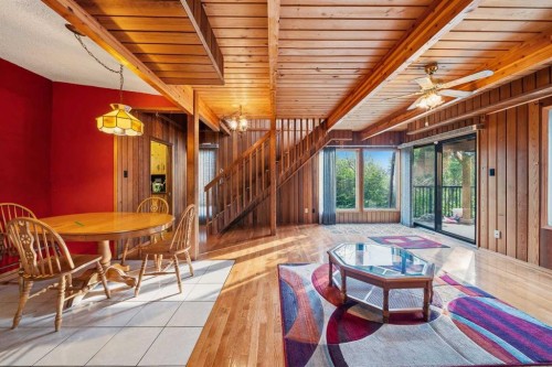 15 Glenview Drive Sw, Calgary, AB - Indoor Photo Showing Dining Room