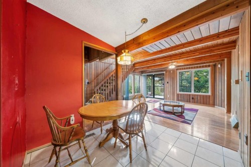 15 Glenview Drive Sw, Calgary, AB -  Photo Showing Other Room