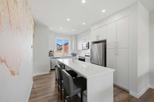 138 Homestead Boulevard Ne, Calgary, AB - Indoor
