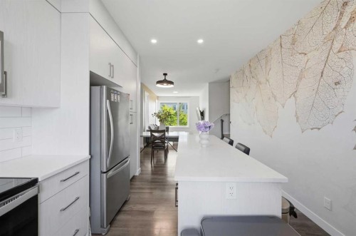 138 Homestead Boulevard Ne, Calgary, AB - Indoor Photo Showing Kitchen With Upgraded Kitchen