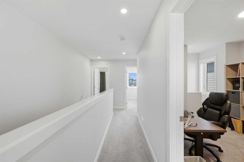 138 Homestead Boulevard Ne, Calgary, AB - Indoor