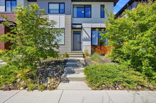 138 Homestead Boulevard Ne, Calgary, AB - Outdoor